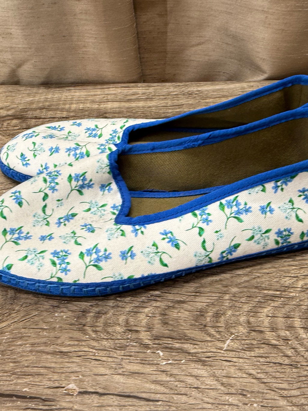 Sveti Stefan Nikola Dewberry Floral Print Flat Size 39 - 9 — image 4 of 8